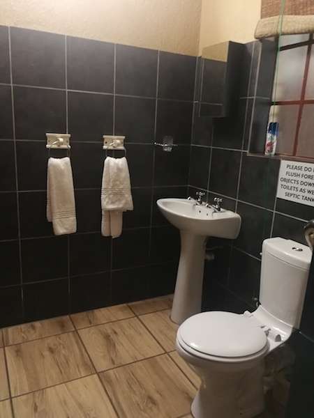 Simcha Lodge Guest Toilet